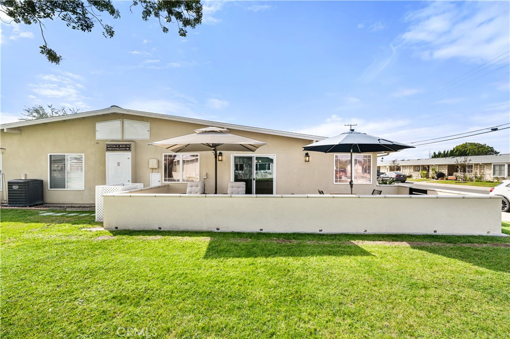 1560 1560 Interlachen Road M12-66L