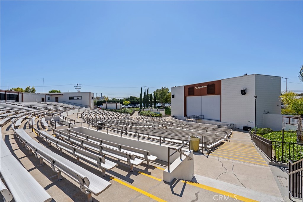 1560 1560 Interlachen Road M12-66L