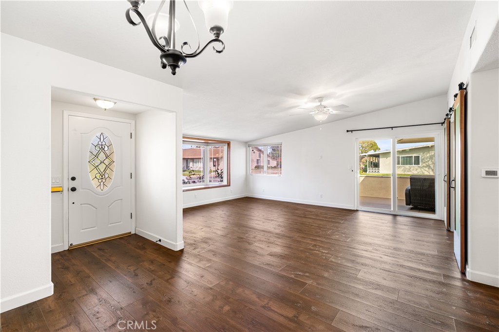 1560 1560 Interlachen Road M12-66L