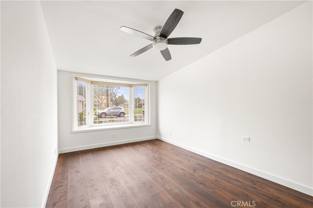 1560 1560 Interlachen Road M12-66L