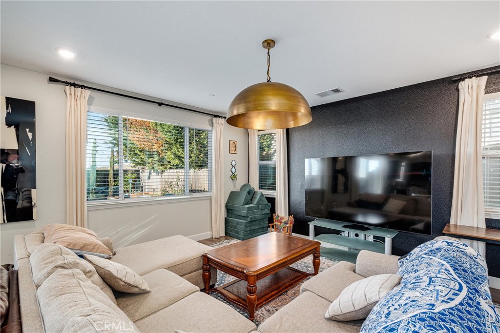 5041 Ellis Godfrey Dr