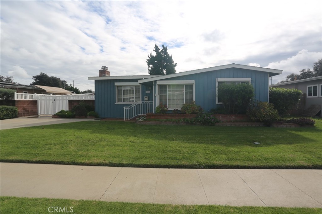 5624 E Vernon Street