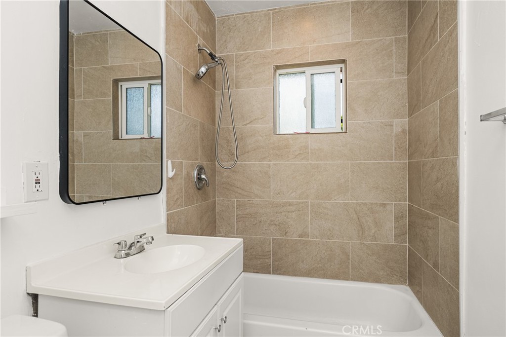 825 S Shelton Street