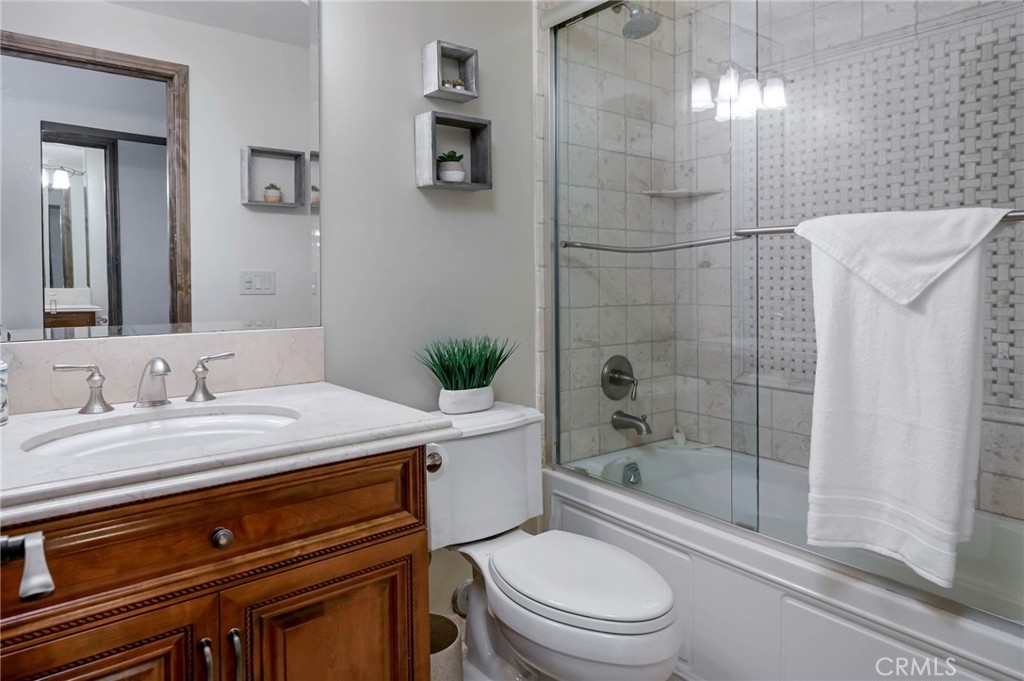 16186 PETERSON Drive