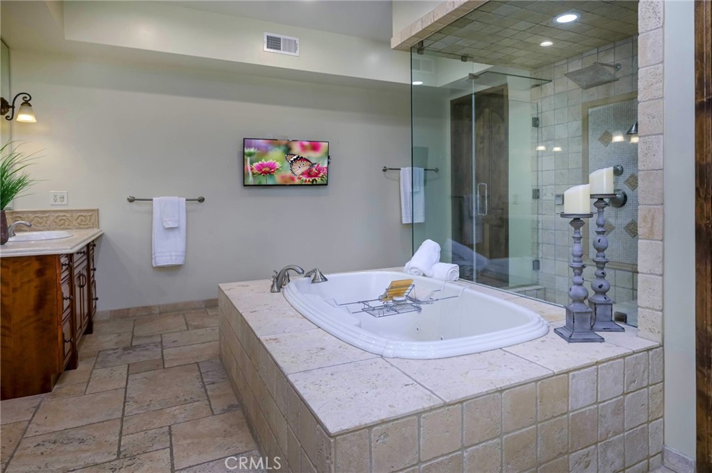 16186 PETERSON Drive