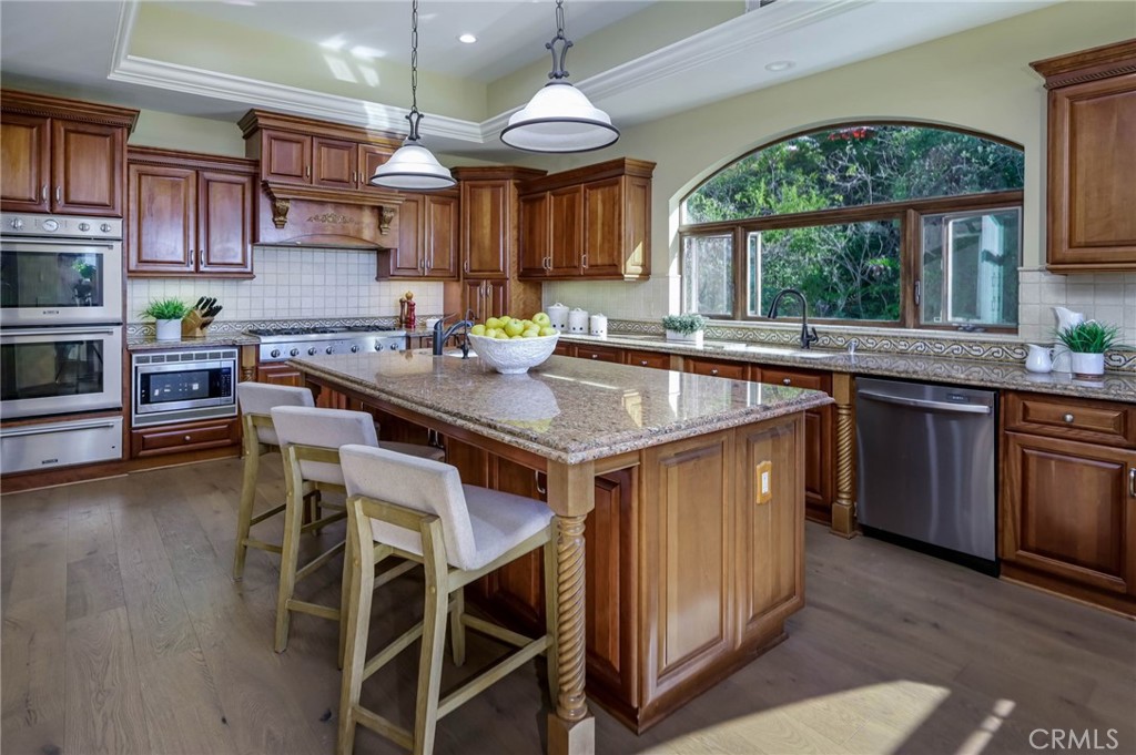 16186 PETERSON Drive