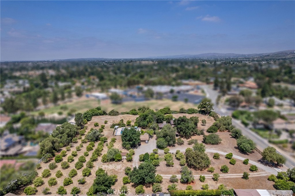 5729 Grandview Avenue