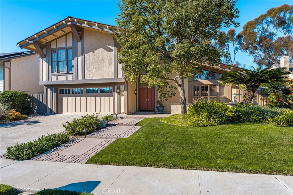 2927 Treeview Place