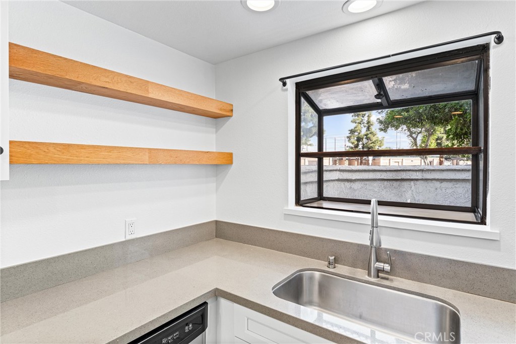 9700 Jersey Avenue 194