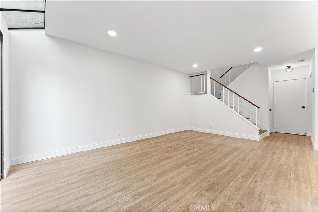 9700 Jersey Avenue 194