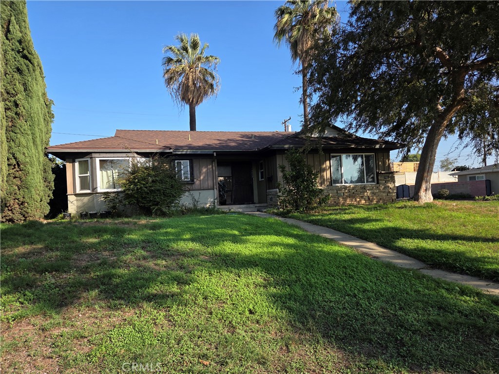 14528 Valley View Avenue