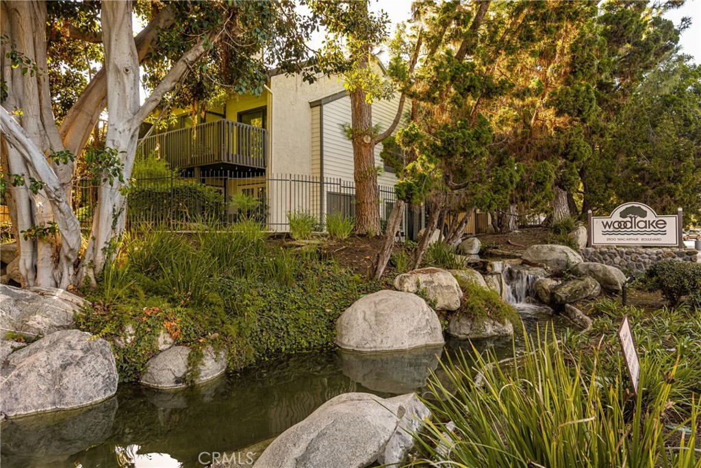 2542 W MacArthur Boulevard 143