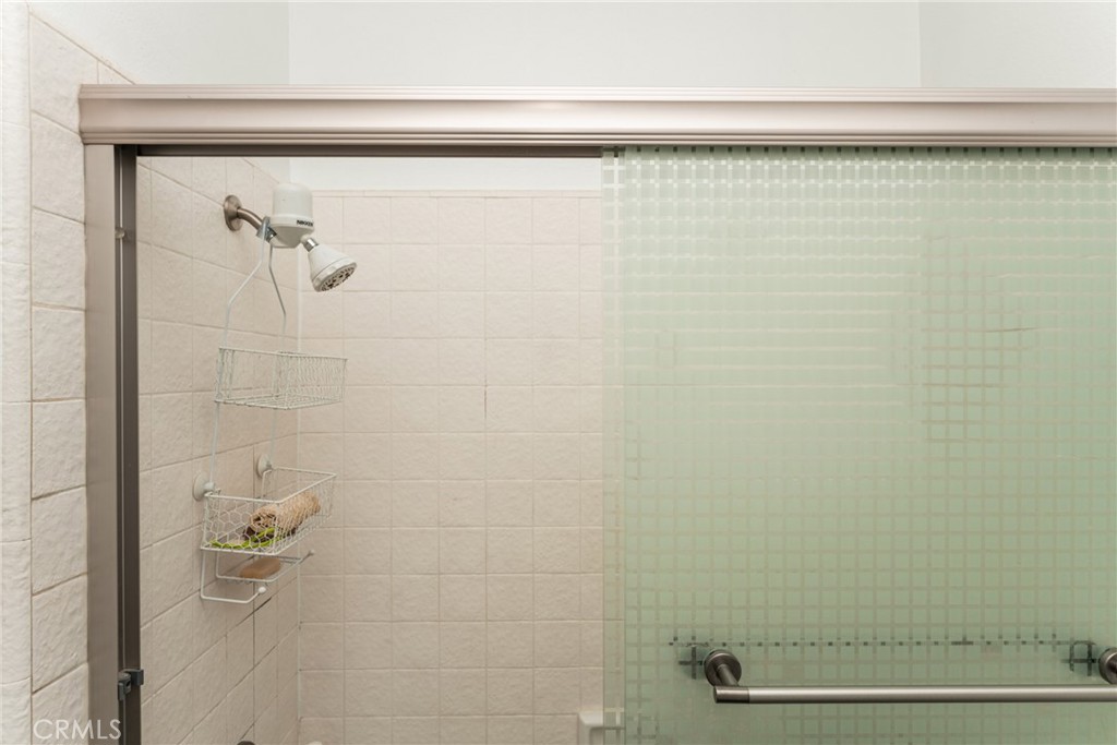 2542 W MacArthur Boulevard 143