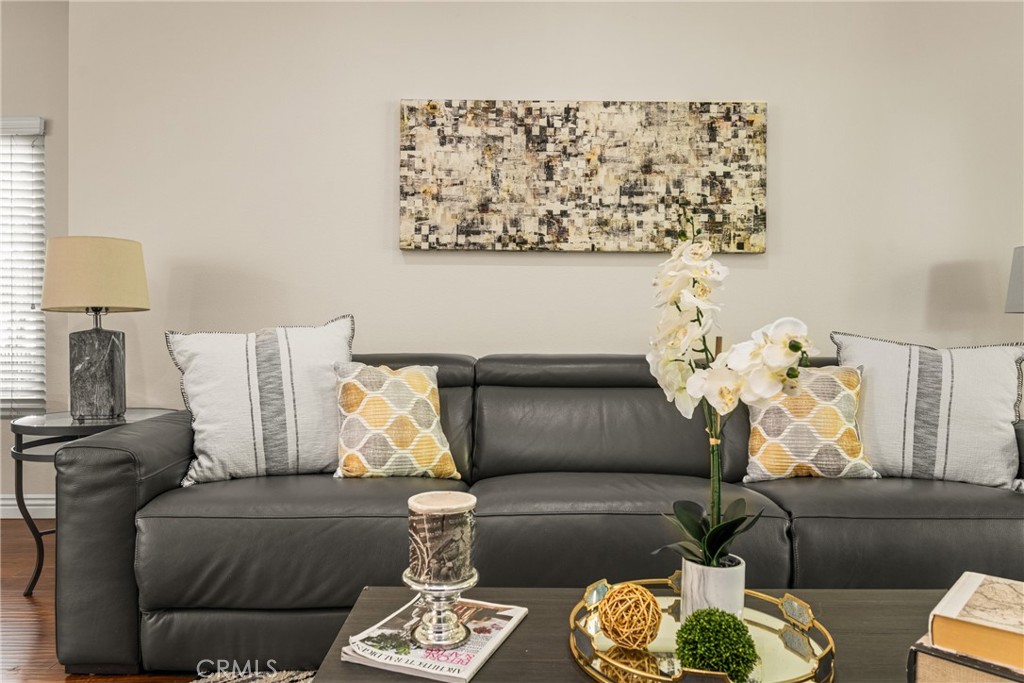 2542 W MacArthur Boulevard 143