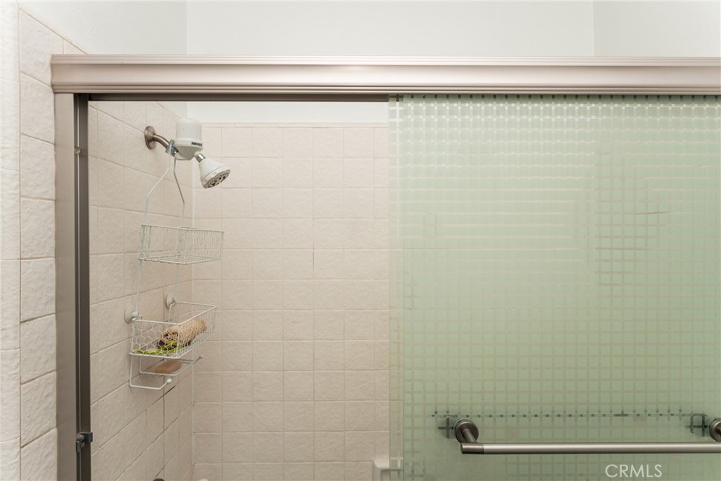 2542 W MacArthur Boulevard 143