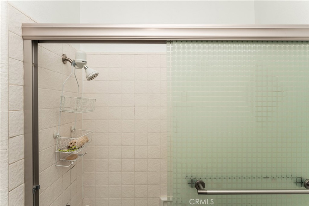 2542 W MacArthur Boulevard 143