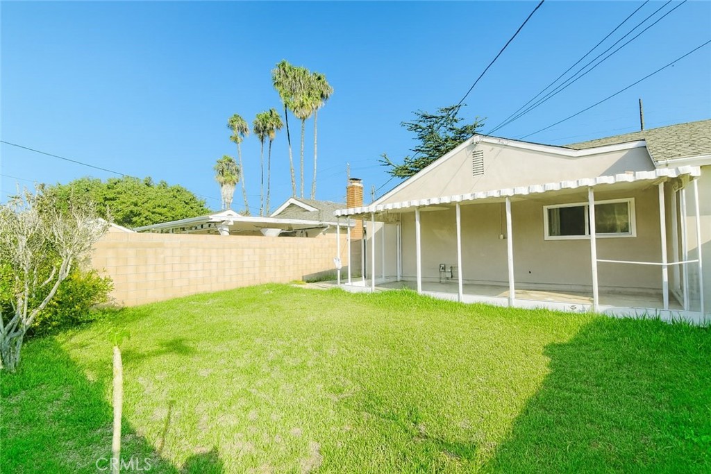 17451 Newland
