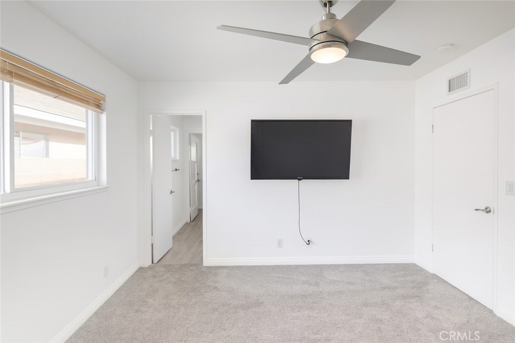 17451 Newland