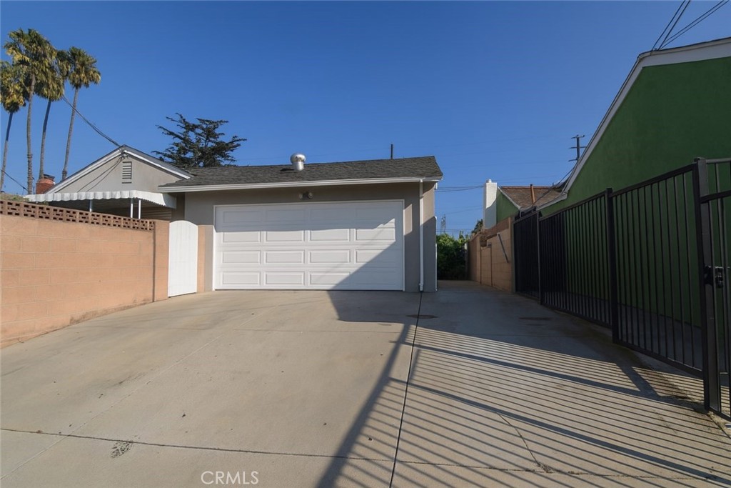 17451 Newland