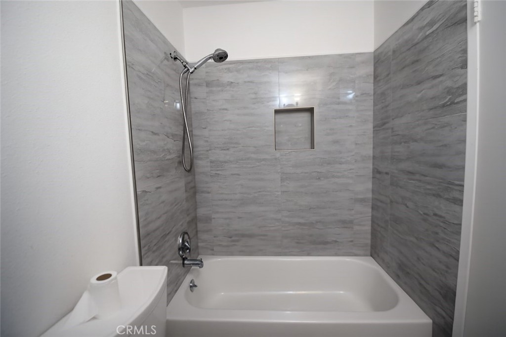 17451 Newland