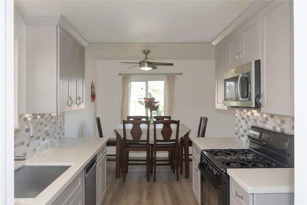 17451 Newland