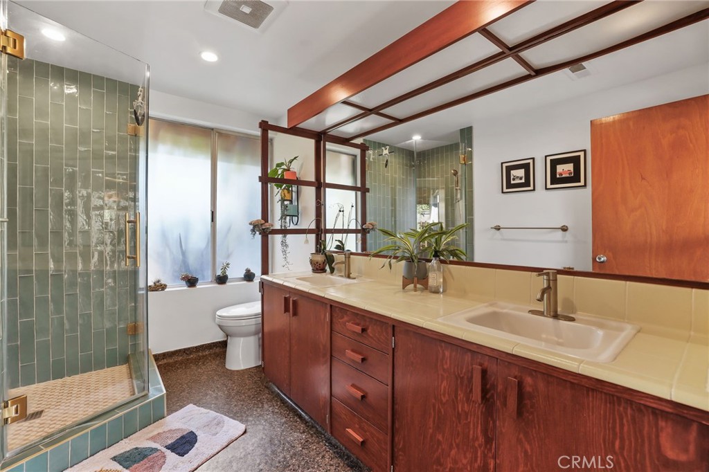 4123 North Virginia Road