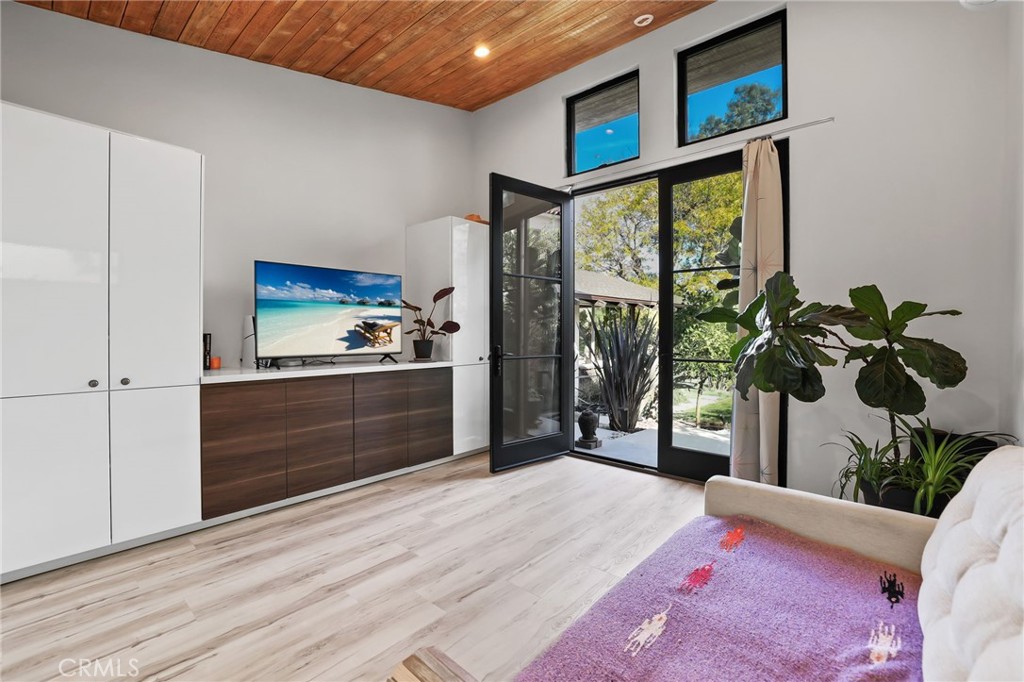 4123 North Virginia Road