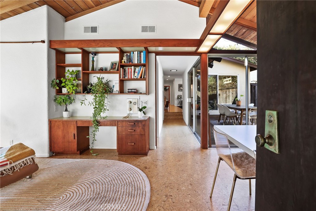 4123 North Virginia Road