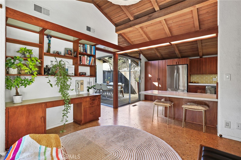 4123 North Virginia Road