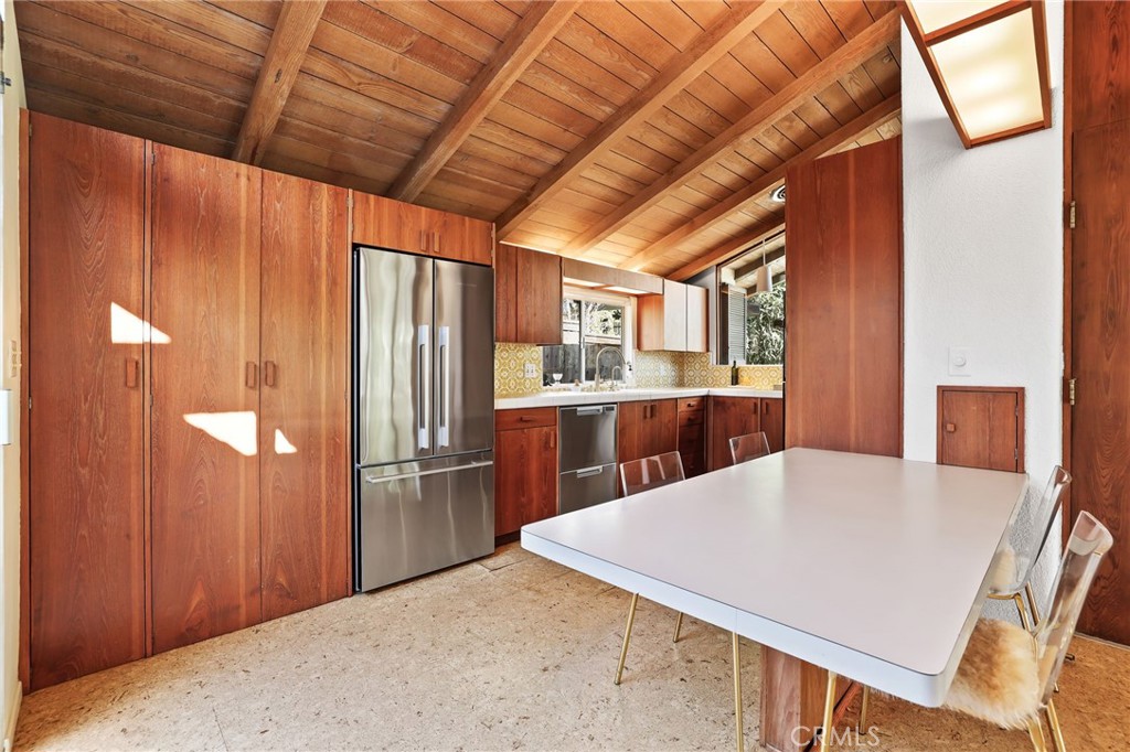 4123 North Virginia Road