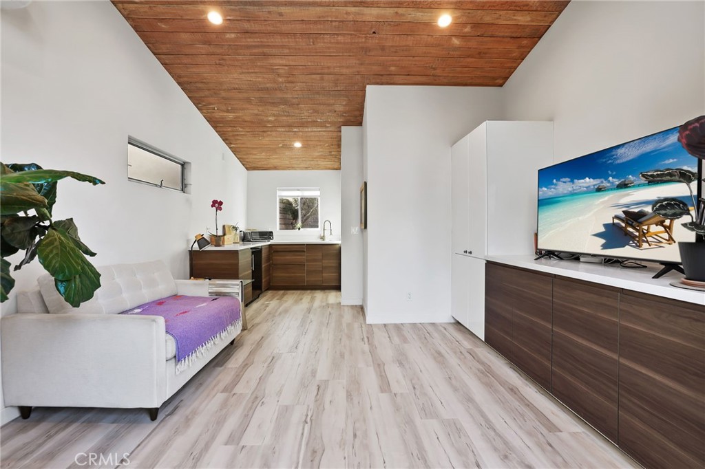 4123 North Virginia Road