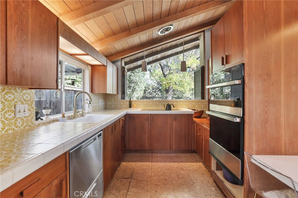 4123 North Virginia Road