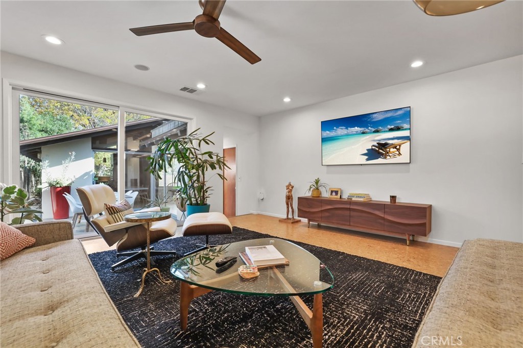 4123 North Virginia Road