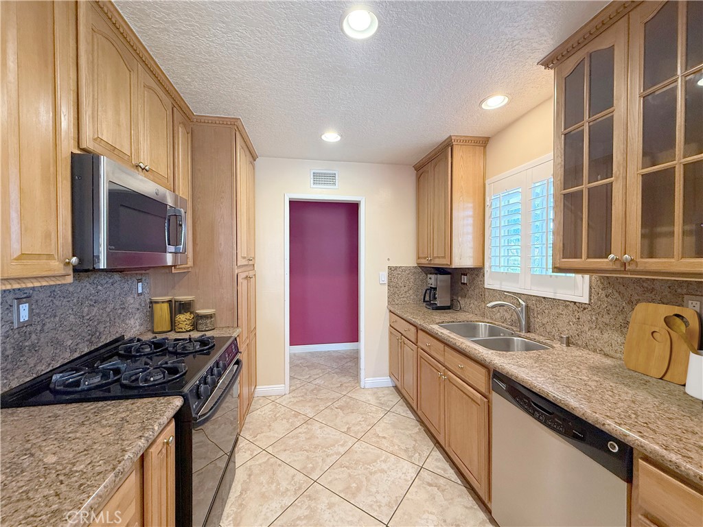 12349 Crepe Myrtle Avenue