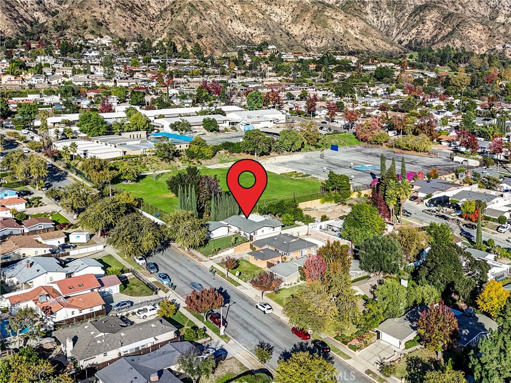 1320 1320 Hastings Ranch Drive