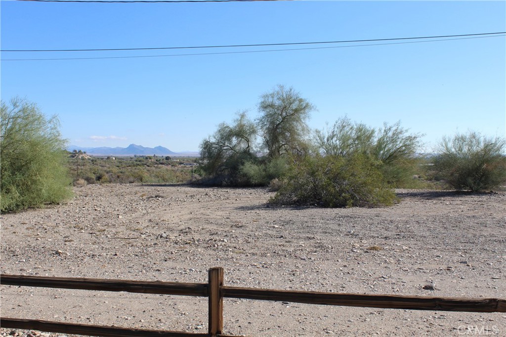 7434 Oneida Trail