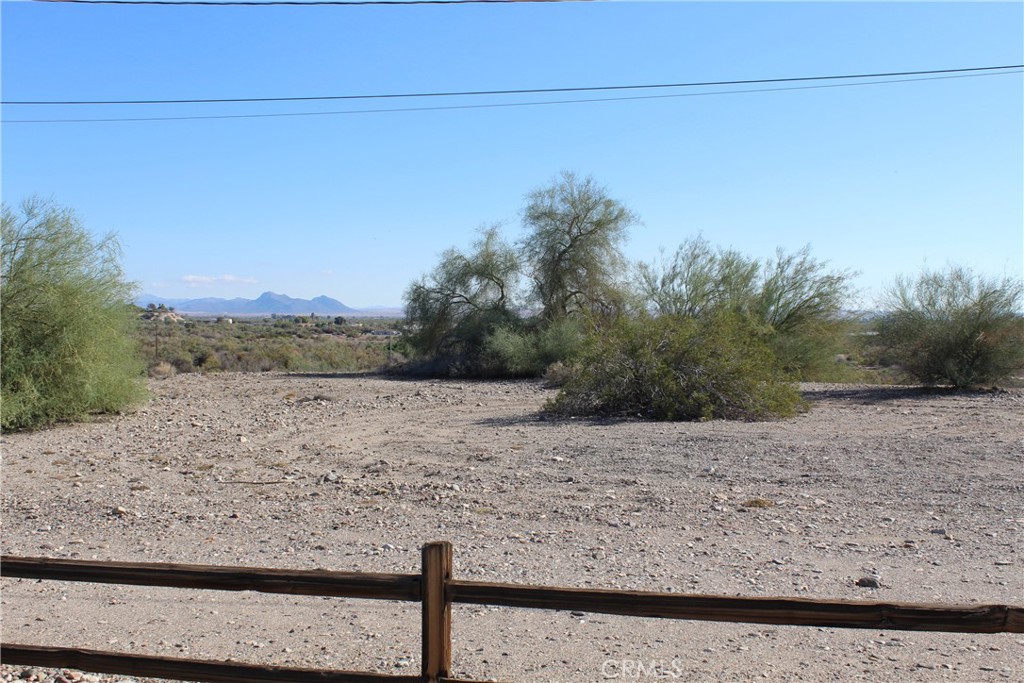 7434 Oneida Trail