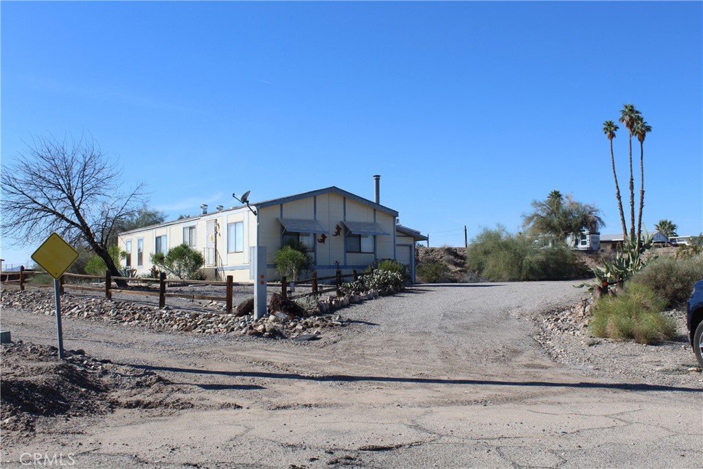7434 Oneida Trail