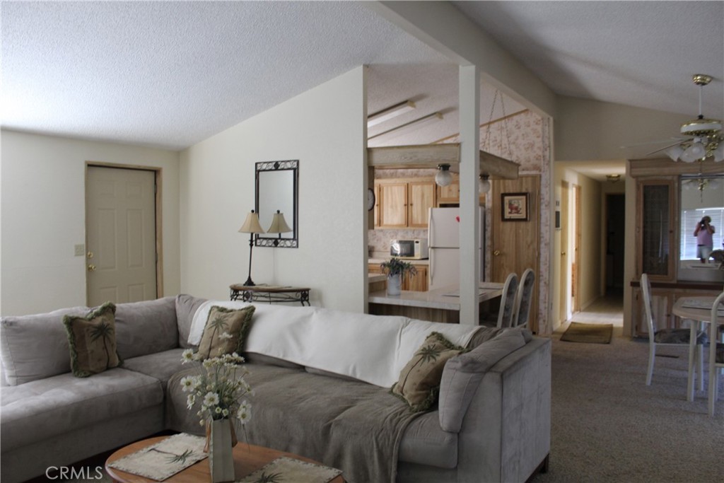 7434 Oneida Trail