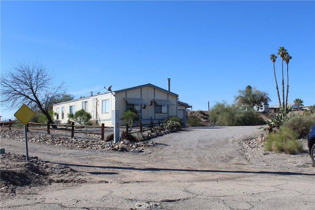 7434 Oneida Trail