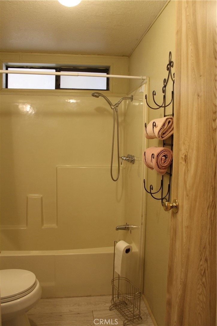 7434 Oneida Trail