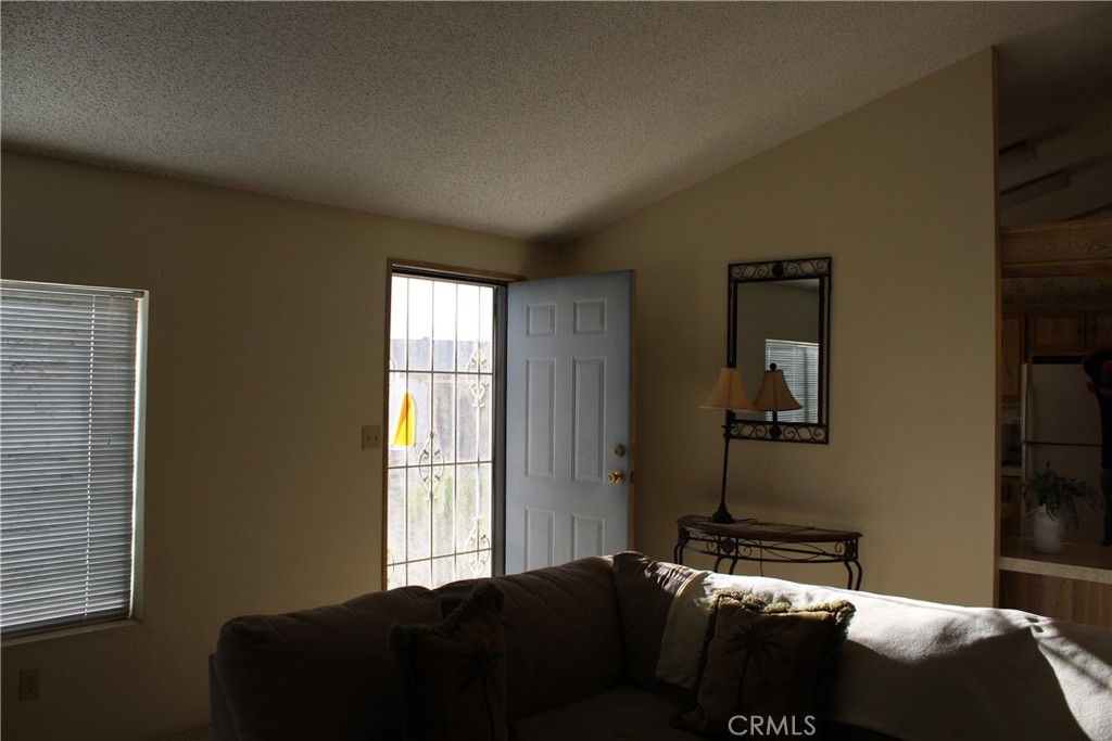 7434 Oneida Trail