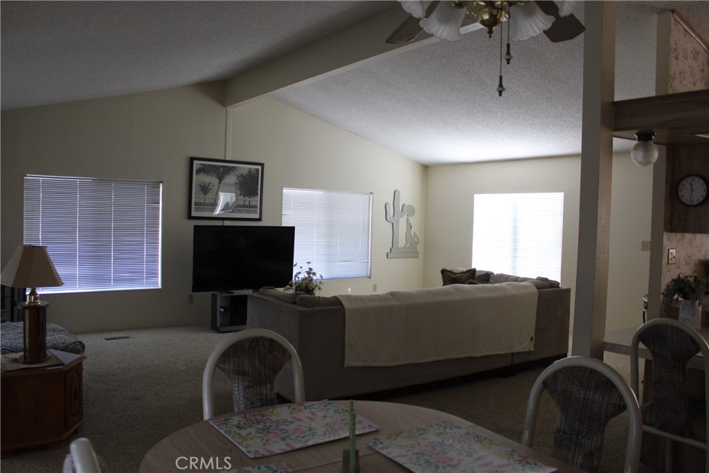 7434 Oneida Trail