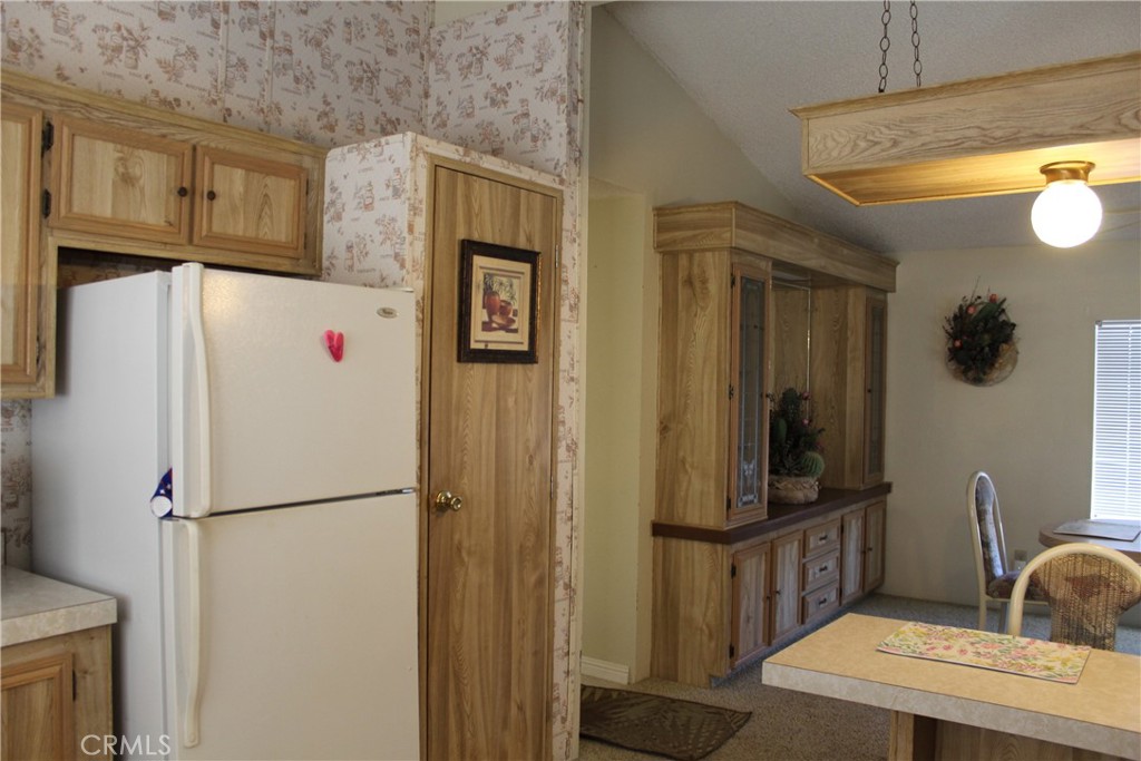 7434 Oneida Trail