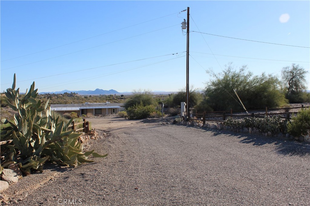 7434 Oneida Trail