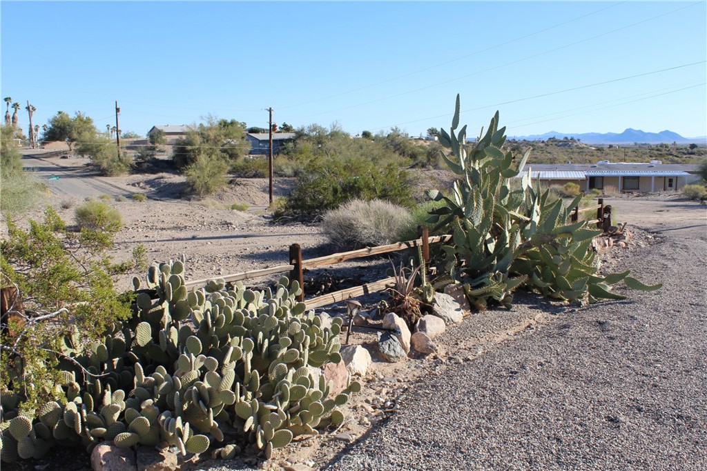 7434 Oneida Trail