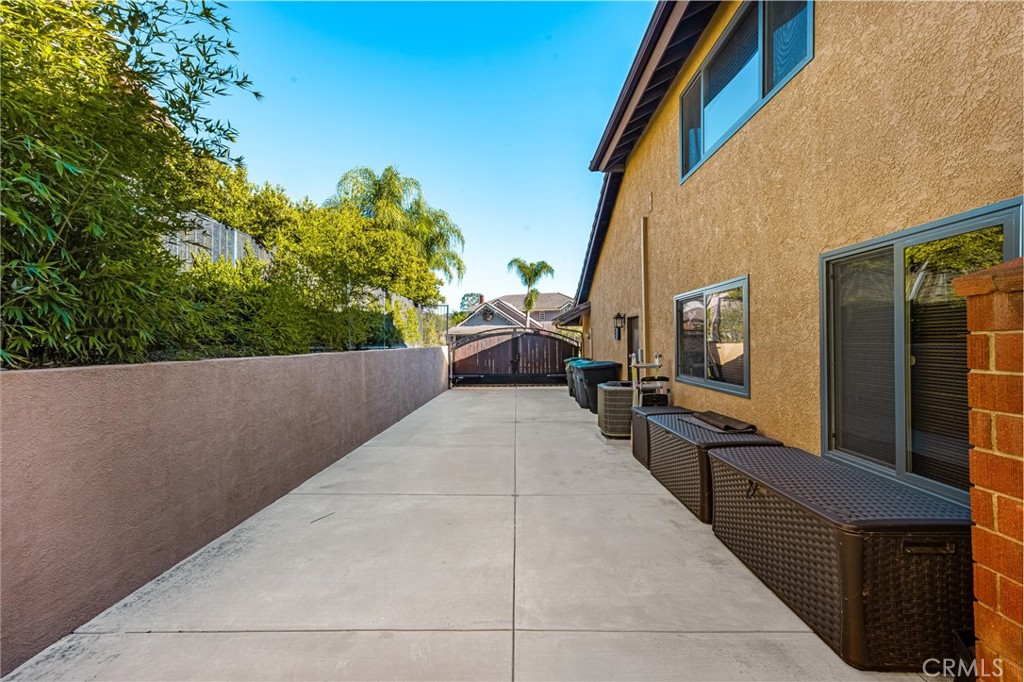 21075 Ridge Park Drive