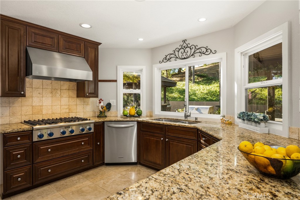 21075 Ridge Park Drive