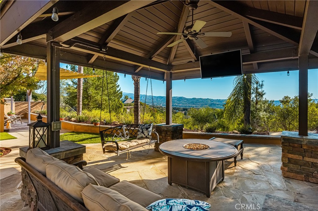 21075 Ridge Park Drive