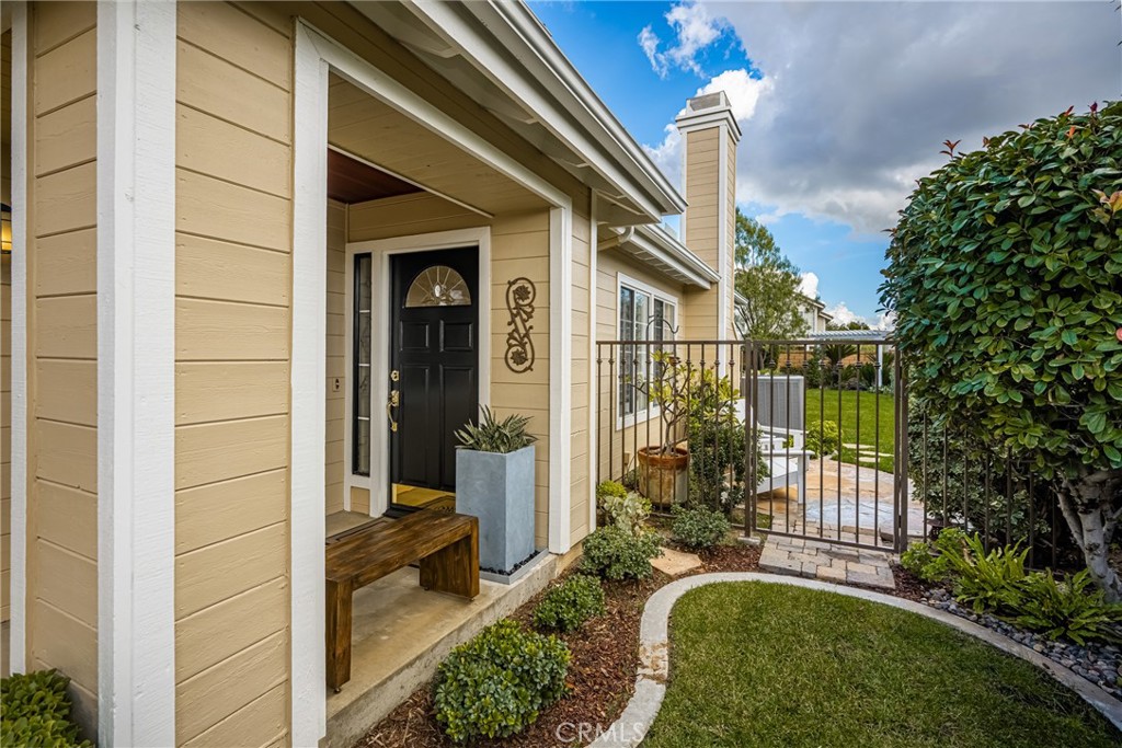 6350 Tiburon Terrace